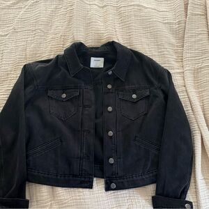 Old navy black denim jacket size large